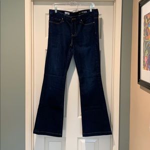 Never been worn GAP long and lean trouser jeans